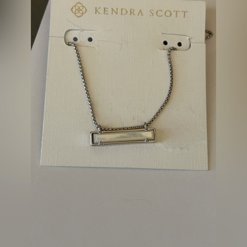 Kendra Scott Leanor silver necklace NWT